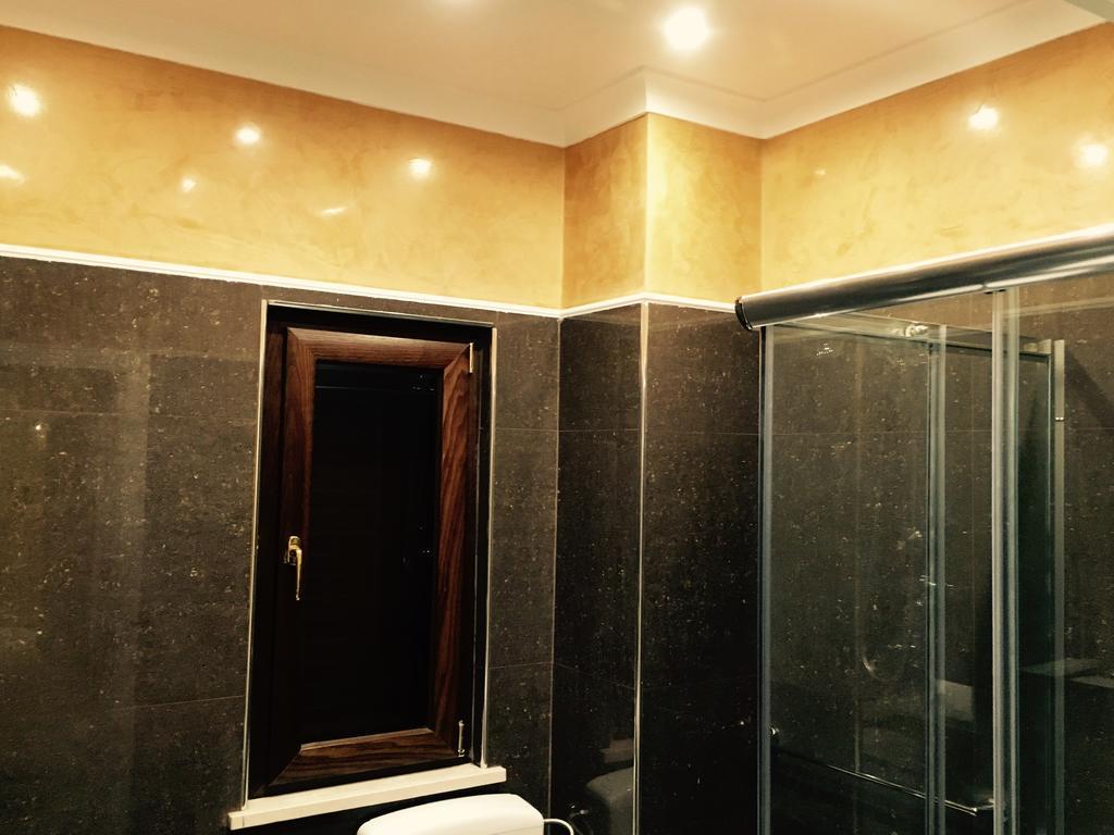 Palazzo Eliss Bed & Breakfast Margherita Di Savoia Bagian luar foto
